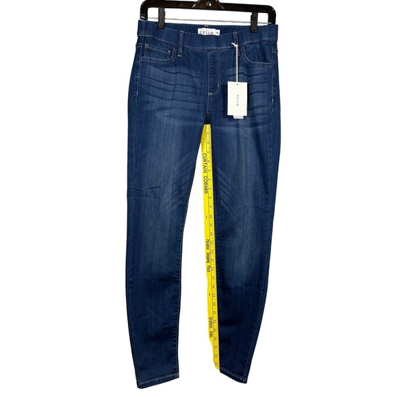 NWT CELLO Denim Mid Rise Rolled Hem Skinny Jeans Optior, Pull On, Size Medium - Picture 5 of 8